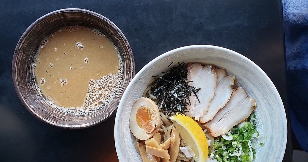 蜂屋 旭川本店